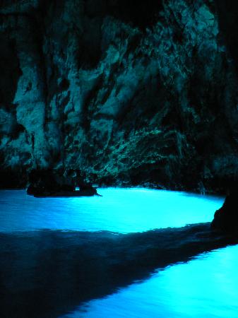 blue-cave